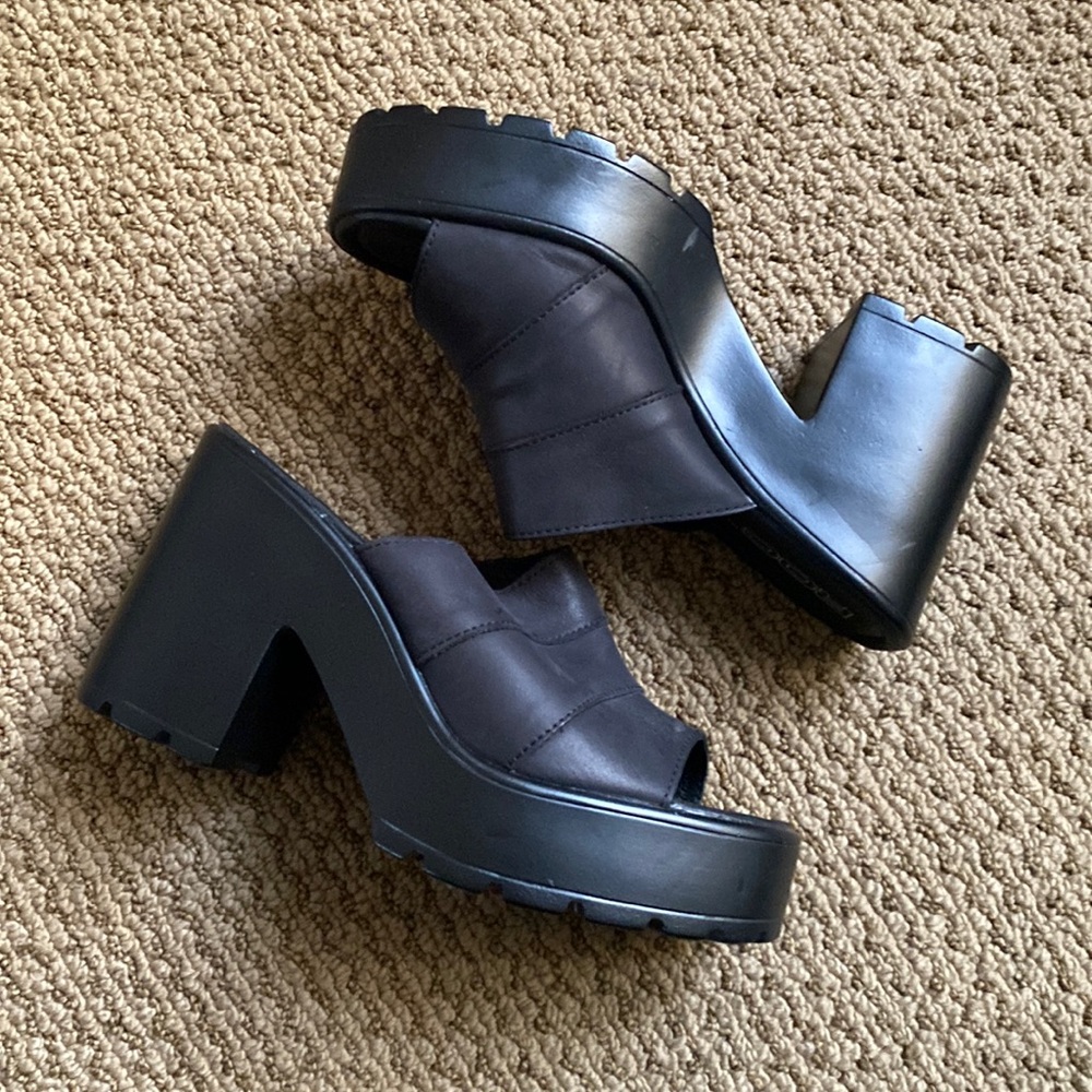 Brand New Never Worn ROC MINX chunky platform mules from princess Polly